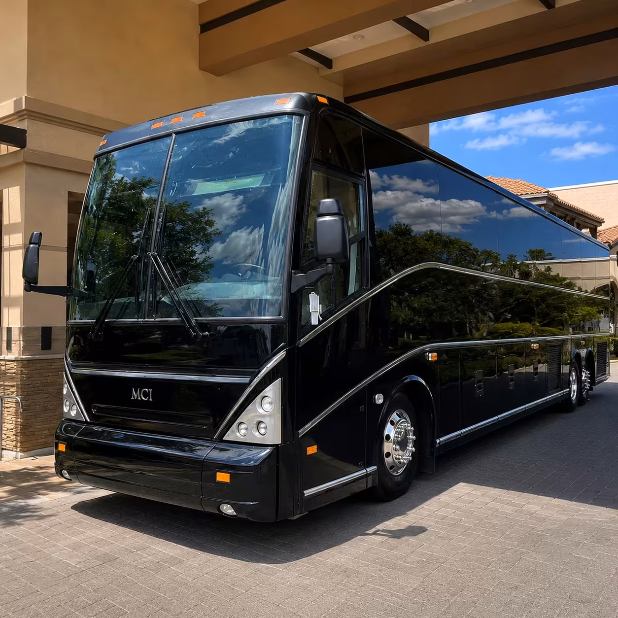 el monte party bus rentals for concerts and private events