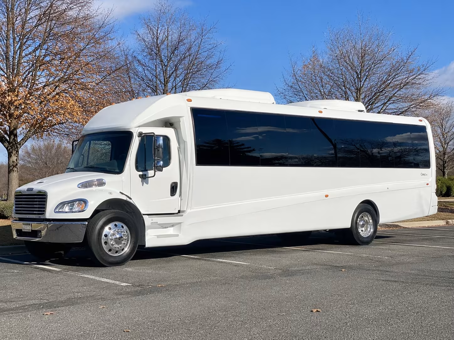 el monte party buses and minibuses ready for prom night
