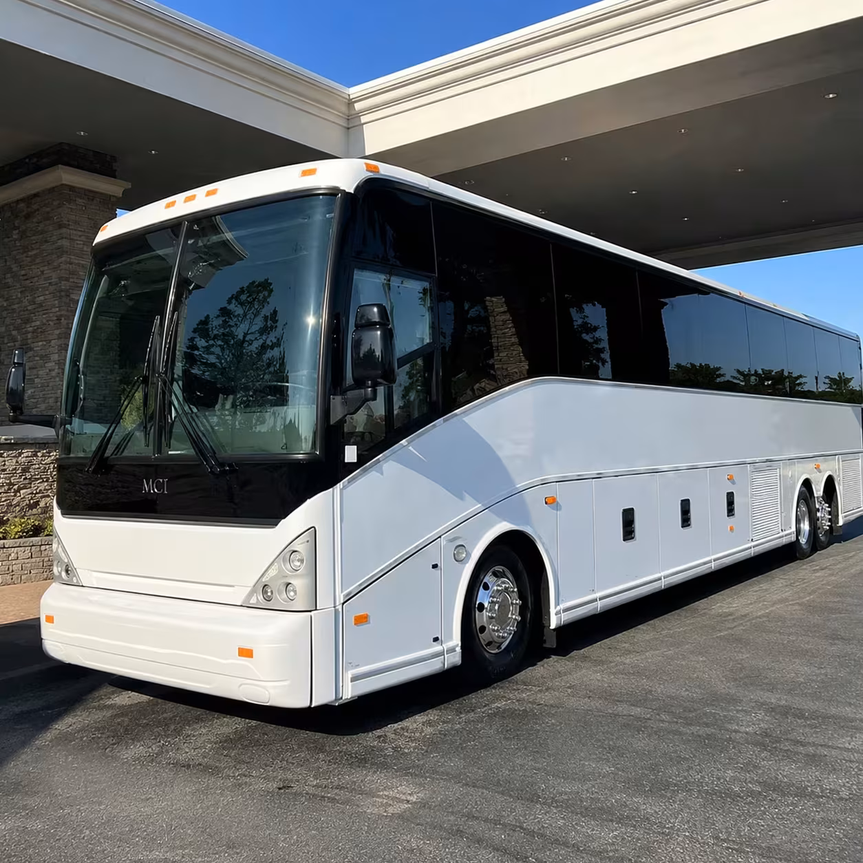 rent el monte airport shuttle buses for one time or weekly trips